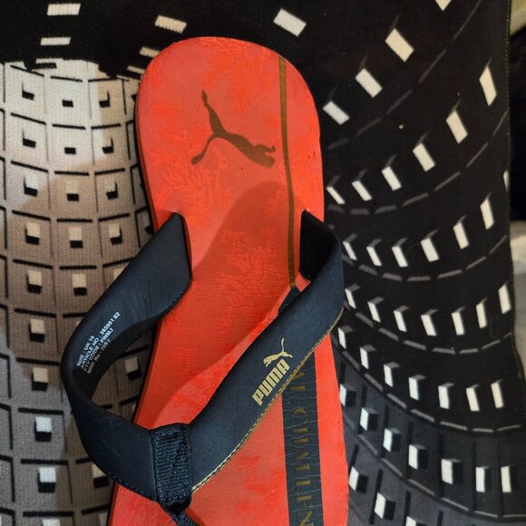 PUMA Sandals Flip Flops Size UK 10 USA 11 - Picture 2 of 5